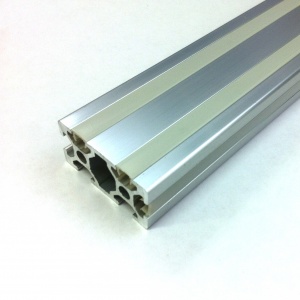 Защитный и уплотнительный профиль