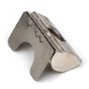 5260 | Сухарь пазовый с пружинкой паз 8, М8, серия 40