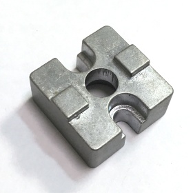 Т-коннектор 30х30 к конструкционным профилям 30х30 с пазом 8 мм, арт. 312.0100A.01