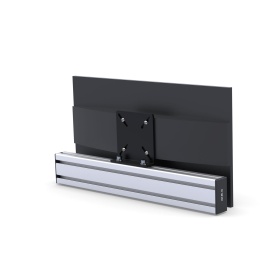 Пример крепления кронштейна к T‑slot профилю — оптимально для сим‑ригов и рам.