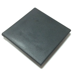 Пластиковая черная заглушка к алюминиевым профилям 90х90