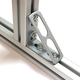 Крепление профилей 40х40, под углом 90 градусов соединителем 8204-2S