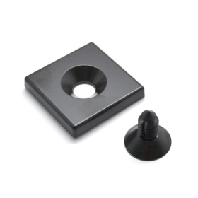 Торцевая заглушка черная 50х50 с пластиковой черной клипсой