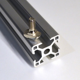 Т-образный болт М6х16 8Т