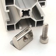 5258 | Сухарь пазовый с пружинкой паз 8, М5, серия 40