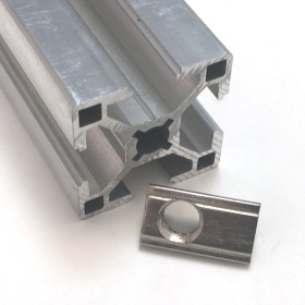 Сухарь М8, закладной, с прижимным шариком, к профилям серии 30