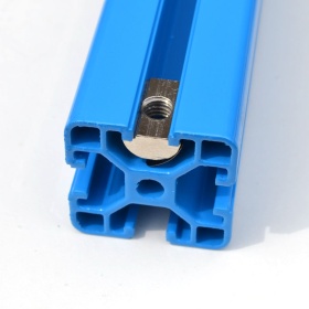 Подпружиненный сухарь пазовый М8 в станочном профиле 40х40, с пазом 8 мм