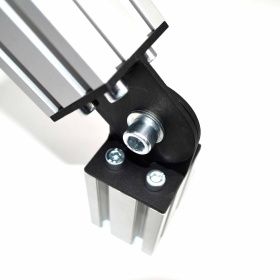 Соединение торец-торец профилей 60х60 мм, вид под углом