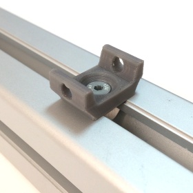 Клипса кабель канала под стяжку