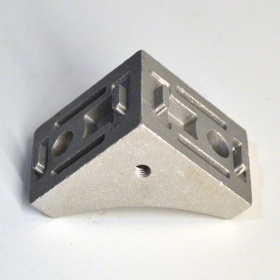 угловой соединитель для алюминиевого конструкционного профиля 45х45 для панелей