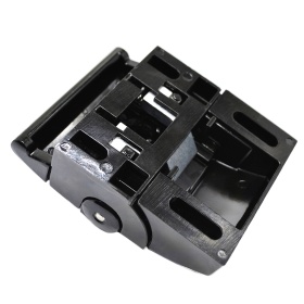 Замочная защелка дверного замка