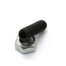 Комплектные шпилька и гайка