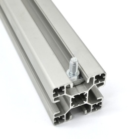 Установка Т-болта М6х16 в профиле с пазом 10 мм