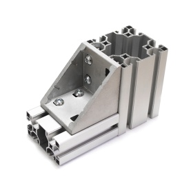 Вариант крепления углового соединителя 80х80 сдвоенным алюминиевым сухарем.