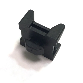 365.0403A.01 Клипса для паза 6 мм, пластик, черная