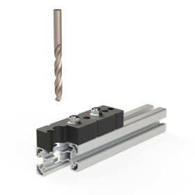 Сверление отверстия для углового соединителя через кондуктор для сверления