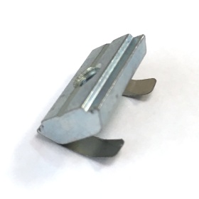 артикул 2A12.A11A.01 пазовый сухарь М4 паз 8 с прижимной пластиной