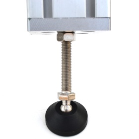 Опорная плита с регулируемой опорой в профиле 80х80