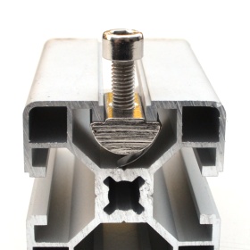 Фиксация подпружиненного пазового сухаря М5, в алюминиевом профиле 40х40 с пазом 8 мм