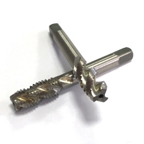 Метчики для нарезания резьбы М12 в профилях серии 40 с пазом 10 мм