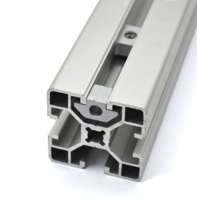 Торцевой внутренний соединитель в пазе (8 мм) профиля 40х40 мм