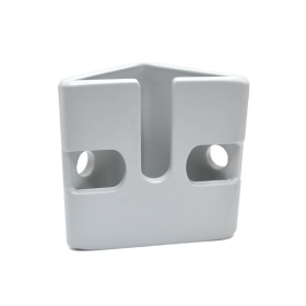 Металлический уголок для крепления конструкционных профилей под углом 90 и 45 градусов одновременно