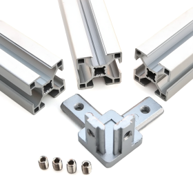 Профили 30х30,3-х сторонний соединитель с комплектом крепежа