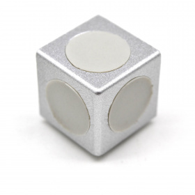 Трёхсторонний кубический соединитель на три стороны для профилей серии 20