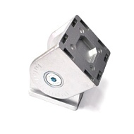 2120 | Шарнирный соединитель для профилей 80х80 мм, паз 8 мм