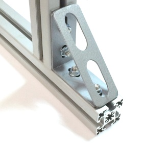 Крепление профилей серии 50, угловым соединителем 8502S