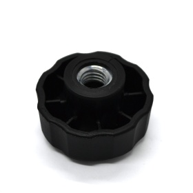 Проходной барашек, резьба М10, диаметр основания 42 мм