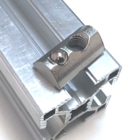 Сухарь закладной с прижимным шариком, М6, к профилям серии 30