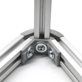 Трехсторонний внутренний соединитель под углом 60 градусов для профилей 20х20